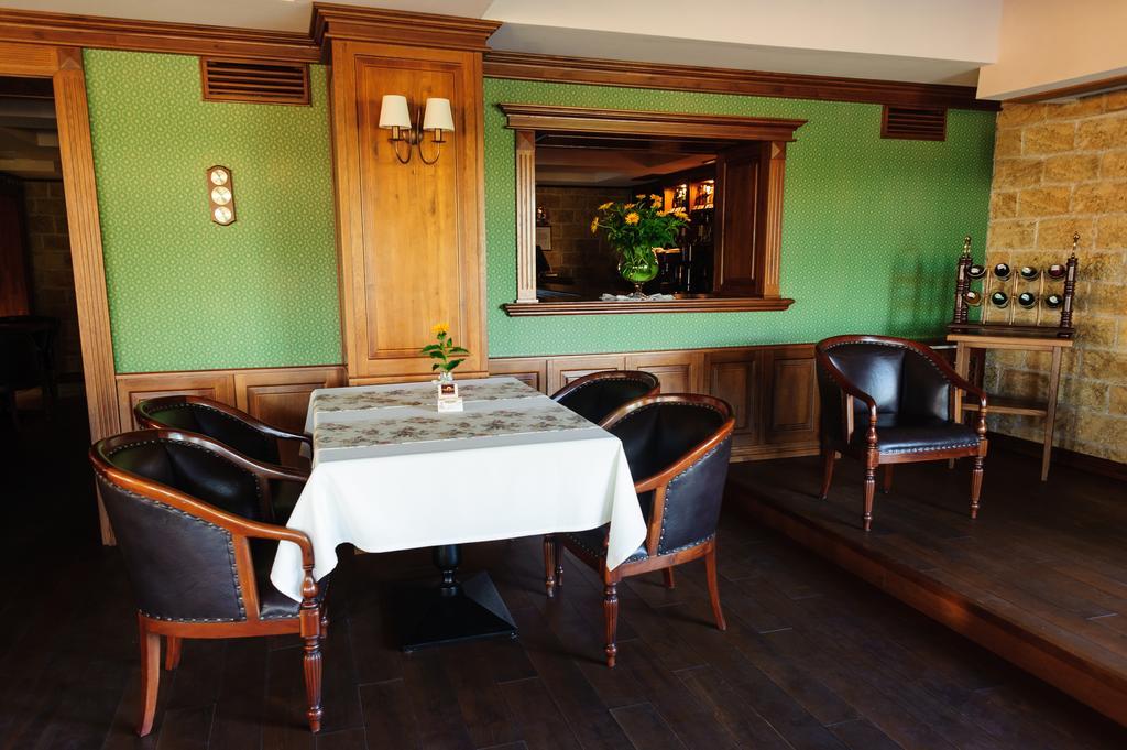 Hotel Zolota Pidkova Kozlin Kültér fotó