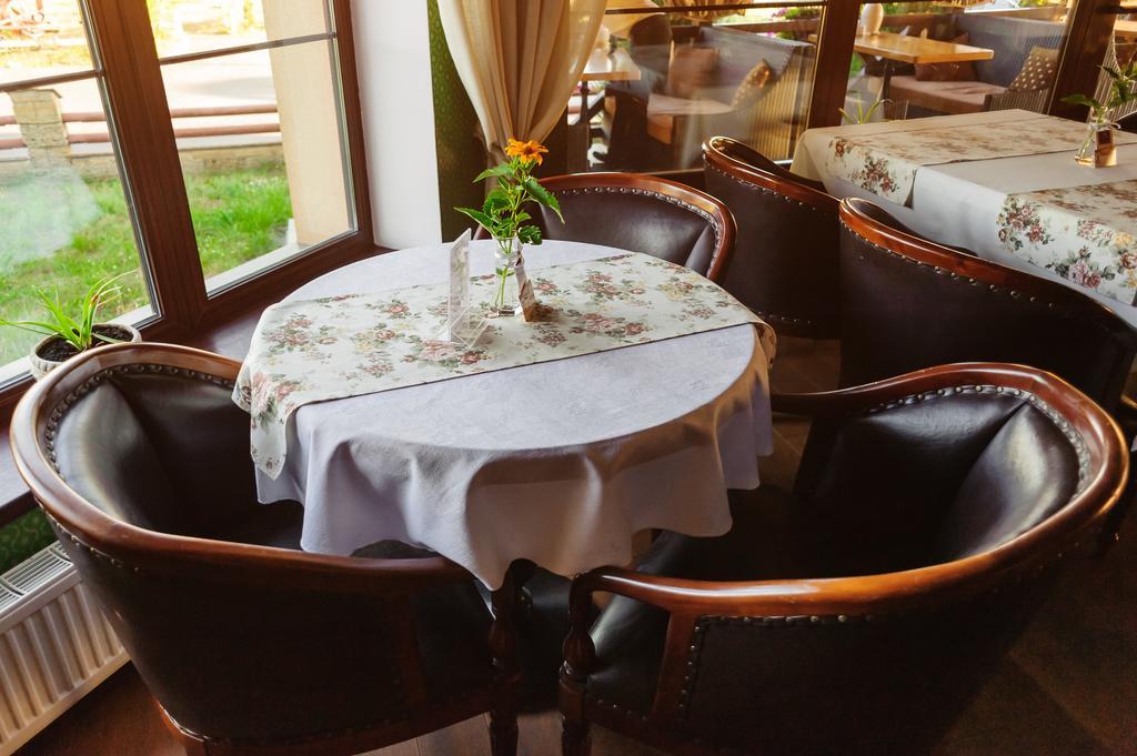 Hotel Zolota Pidkova Kozlin Kültér fotó